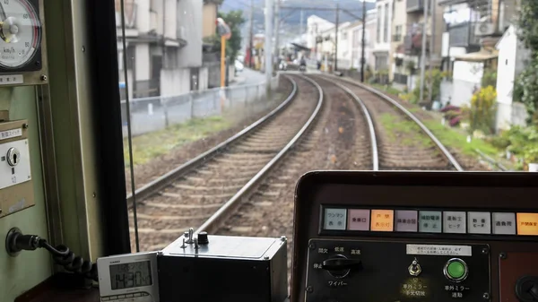 Ky的Randen Kitano线复古式电车的内部视图 — 图库照片