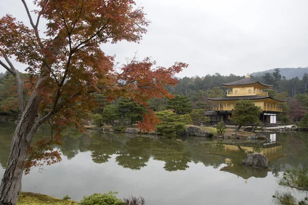 Άποψη του Kinkakuji, Ναός του Golden Pavilion Buddhist ναού — Φωτογραφία Αρχείου