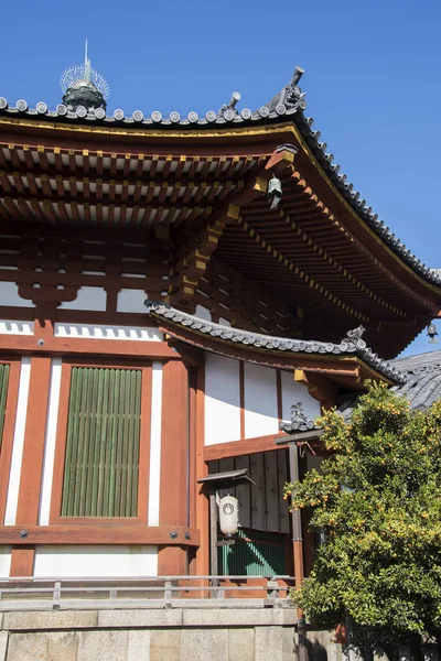 Nanendo (Jižní kolo sál) v Kofukuji v Nara, Japonsko. — Stock fotografie