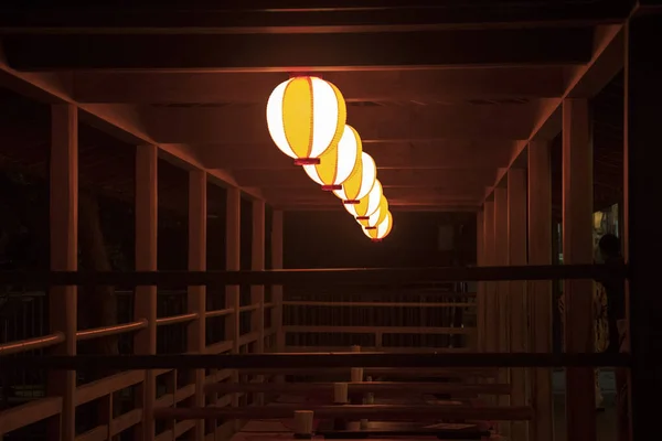 Laterne im japanischen Stil am Kiyomizu-dera-Tempel in Kyoto — Stockfoto