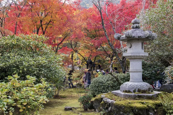 Belo jardim zen no templo Tenryuji em Arashiyama, Kyoto, Ja — Fotografia de Stock
