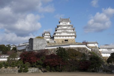 Hyogo Prefectu 'da sonbahar mevsiminde güzel beyaz Himeji Şatosu