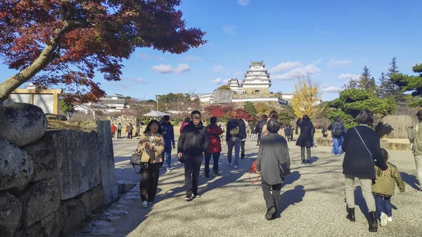 Castello Himeji nella stagione autunnale nella prefettura di Hyogo, Giappone — Foto Stock