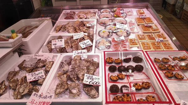 Seafood display with a variety of seafood — 스톡 사진