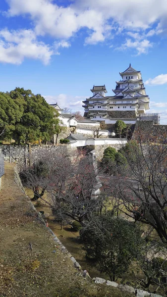 Castillo de Himeji en temporada de otoño en la prefectura de Hyogo, Japón —  Fotos de Stock