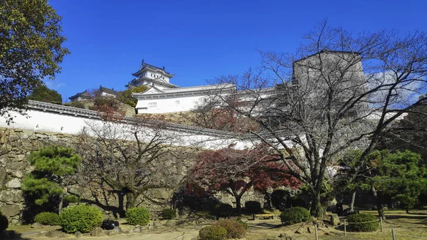 Himeji Castle in autumn season in Hyogo Prefecture, Japan — Stock Photo, Image