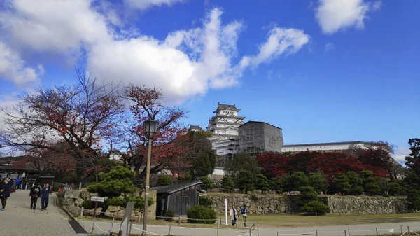 Castello Himeji nella stagione autunnale nella prefettura di Hyogo, Giappone — Foto Stock
