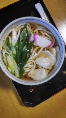 Udon şehriye ve şehvet