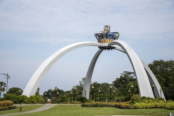 Portão de entrada para Istana Bukit Sereno de Johor, Malásia . — Fotografia de Stock