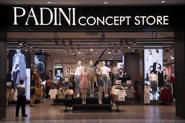 Padini Concept Store en Johor Bahru, Malasia . —  Fotos de Stock