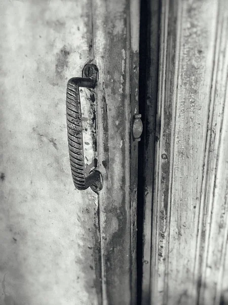 Kapı Aralık grunge