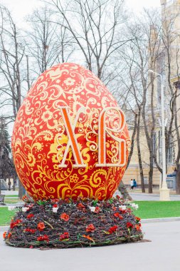 MOSCOW, RUSSIA - 23 Nisan 2019: Moskova sokak festivali, Paskalya tatili hazırlıkları ve dekorasyonu, VDNKh