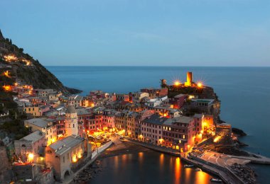 Vernazza - cinque terre, Liguria görünümünü
