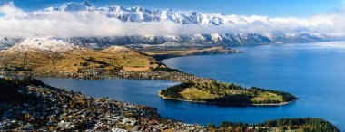Queenstown Yeni Zelanda manzarası