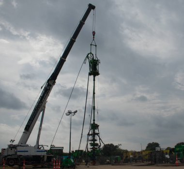 Permian Havzası 'ndaki Petrol Kuyusu Enerji Endüstriyel Bobin Kanalı