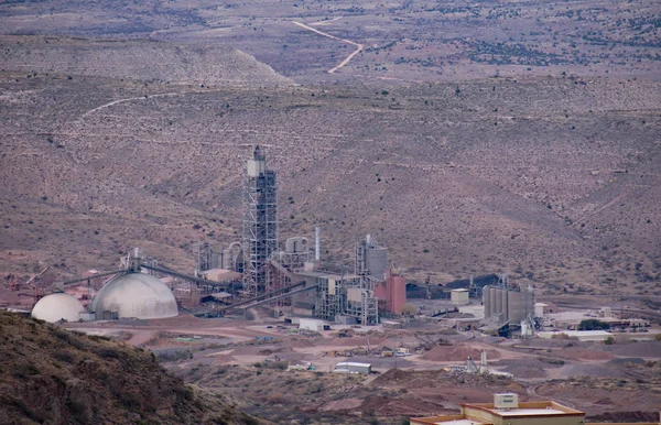 Arizona Maden Tesisi 'nin Çöl manzarası 