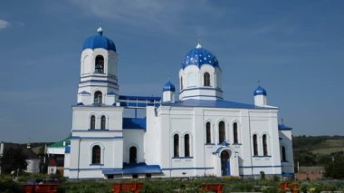Ufa, Rusya - 30 Temmuz 2016: Manastır binaları köyün Dedovo, Başkurdistan, Rusya Federasyonu