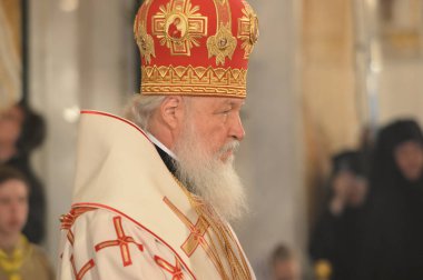 Ufa, Rusya - 05 Temmuz 2016: Kirill, Moskova ve bütün Rusya Patriği. Ufa şehri Katedrali'nde ayin