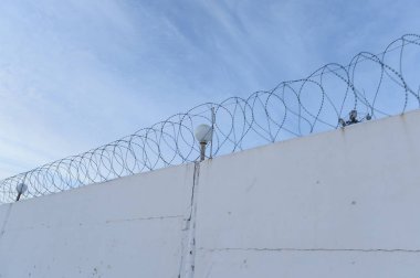 Özel rejim kolonisinde çit. İç çevre. Rusya