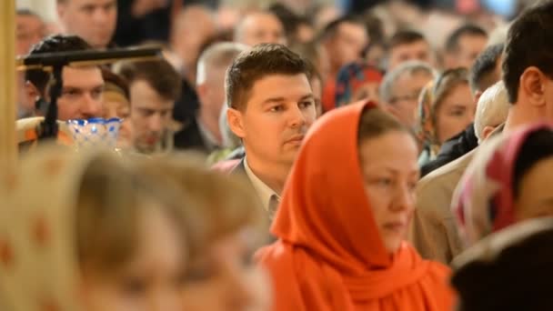 Pasqua. Liturgia pasquale nel 2017, Ufa. Chiesa ortodossa russa — Video Stock