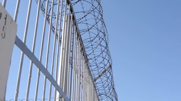 Więzienia. Typowy krajobraz więzienia. Rosyjskiego systemu karnego. — Wideo stockowe