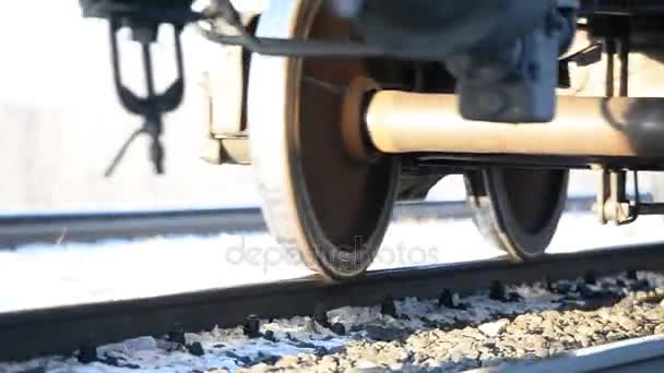 Primo Piano Una Coppia Ruote Carrello Ruote Treno Ferroviario Merci — Video Stock