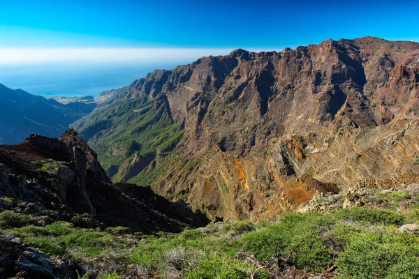 Climbing the mountains of La Palma — Stock Photo, Image