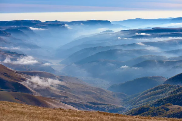 Dawn poblíž Mount Elbrus Stock Fotografie