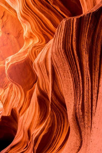 Fala pomarańczowy wzór kamienia niższe antelope Canyon w stronę Arizona Usa — Zdjęcie stockowe
