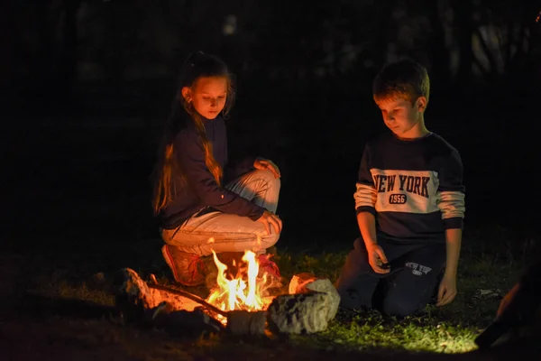 Children Bonfire Evening — Stock Photo, Image