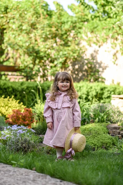 Little Girl Wearing Retro Dress Summer Park — Stock Photo, Image