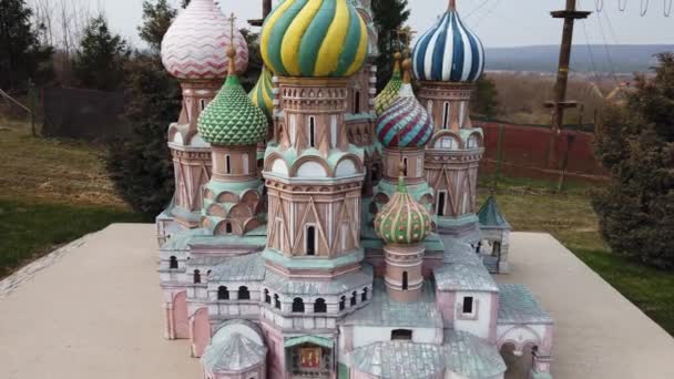 Shot of miniature model of the old Saint Basil s Cathedral, Russia, Moscow. Park of Miniatures. — Stock Video