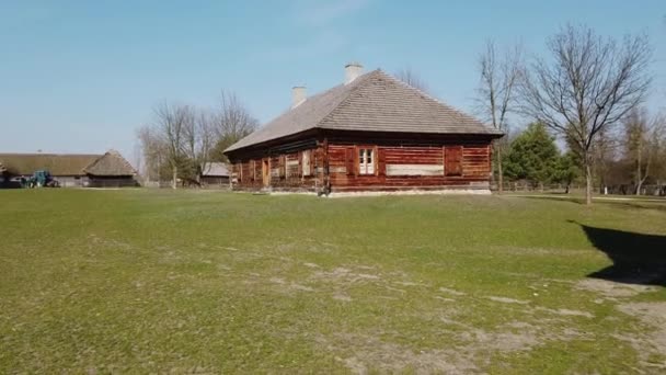 Панорама старовинного кельтського села. — стокове відео