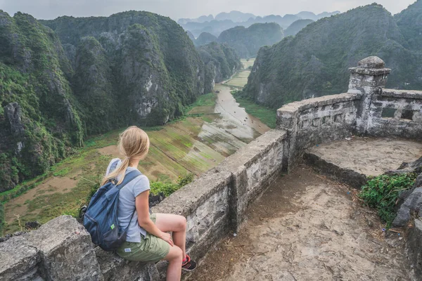 Hang Mua Peak Landscape In Ninh Binh, Vietnam — Stock fotografie