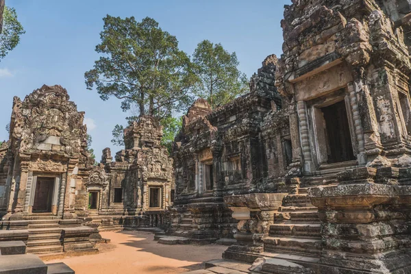 Az ősi Angkor Wat romok panorámája. Siem aratás, Kambodzsa — Stock Fotó