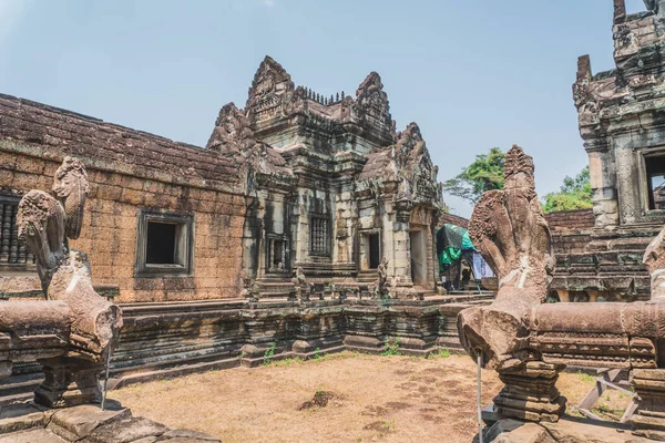 Het oude Angkor Wat ruïneert Panorama. Siem Reap, Cambodja — Stockfoto