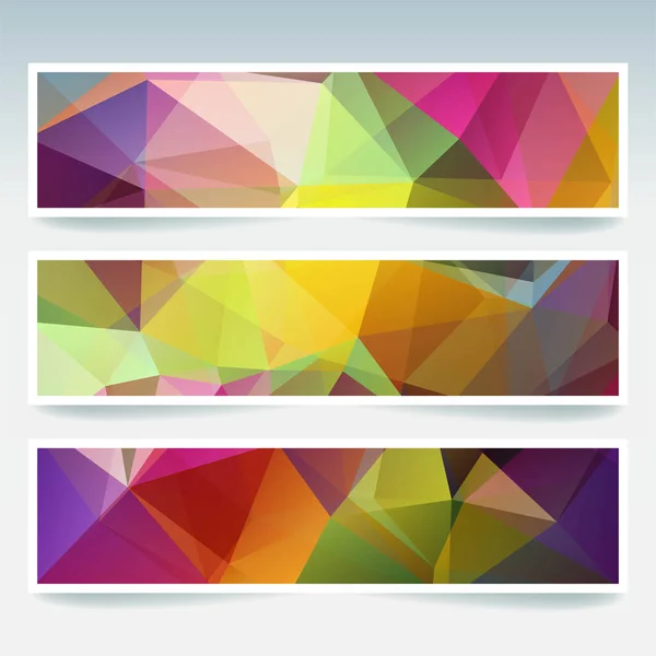 Set banner sjablonen met kleurrijke abstracte achtergrond. Moderne vector banners met veelhoekige driehoeken. Gele, groene, rode, paarse kleuren. — Stockvector