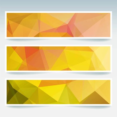 Arka plan afiş şablonlar kümesi. Modern vektör afiş poligonal arka plan ile. Sarı, turuncu, yeşil renkler.