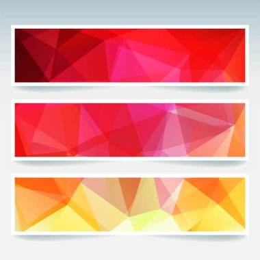Vektör kümesi poligonal soyut üçgenler ile afiş. Poligonal düşük Poli afiş soyut. Kırmızı, sarı renkler.
