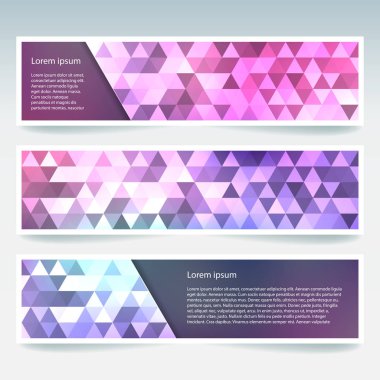 Yatay Banner poligonal üçgenler ile ayarlayın. Çokgen arka plan, vektör çizim. Pastel pembe, mor, mor renkler.