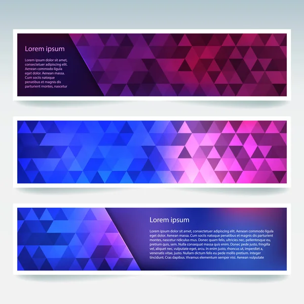 Ensemble de modèles de bannières avec fond abstrait. Bannières vectorielles modernes avec fond polygonal. Couleurs bleu, rose, violet . — Image vectorielle