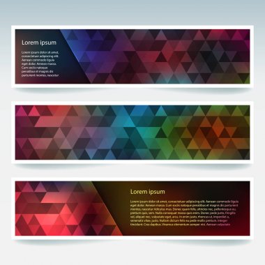 Yatay Banner poligonal üçgenler ile ayarlayın. Çokgen arka plan, vektör çizim. Kırmızı, kahverengi, mavi, yeşil renkleri.