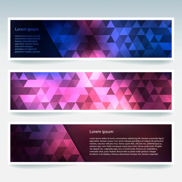 Горизонтальні банери встановлені з полігональними трикутниками. Тло багатокутника, векторна ілюстрація. Рожевий, фіолетовий, синій кольори . — стоковий вектор