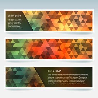 Ticari tasarım şablonlarıyla soyut afiş. Çokgen mozaik geçmişe sahip pankartlar. Geometrik üçgen vektör çizimi. Turuncu, kahverengi, yeşil renkler.