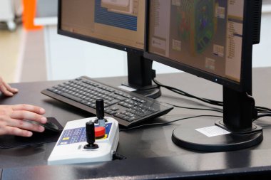 Operatör koordinat ölçme işlemi kontrol eder.