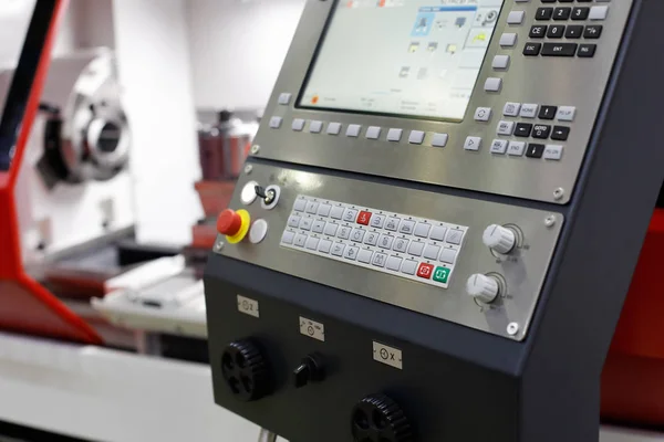 Pannello di controllo del centro di lavoro CNC — Foto Stock