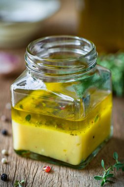 limon salata sosu kekik ile