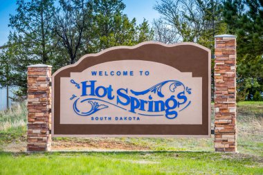 Hot Springs, Güney Dakota 'ya giden bir giriş yolu.