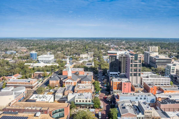 City view from inside the old capital of Tallahassee, Florida — 스톡 사진