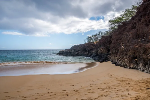 ハワイ州マウイ島の海岸の眺め — ストック写真